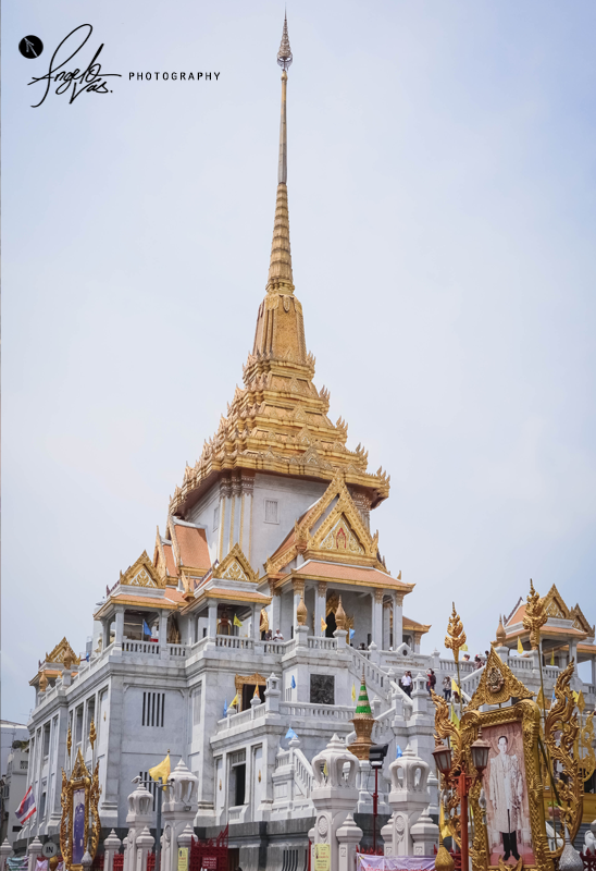 Wat Traimit - Bangkok, Thailand