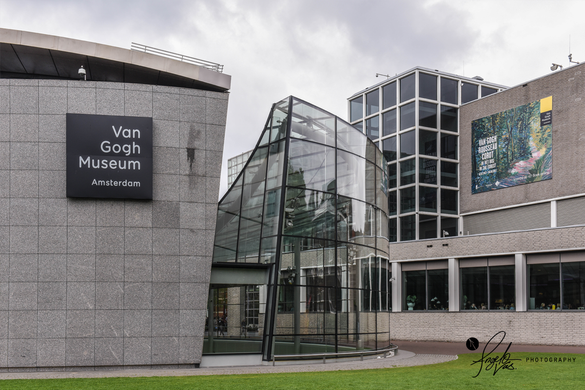 Van Gogh Museum - Amsterdam, Holland
