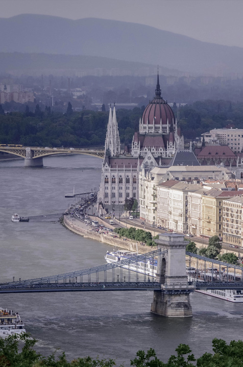 Angelo Vas Photography - Budapest Hungarian Parliament Building Mobile Hero Slider